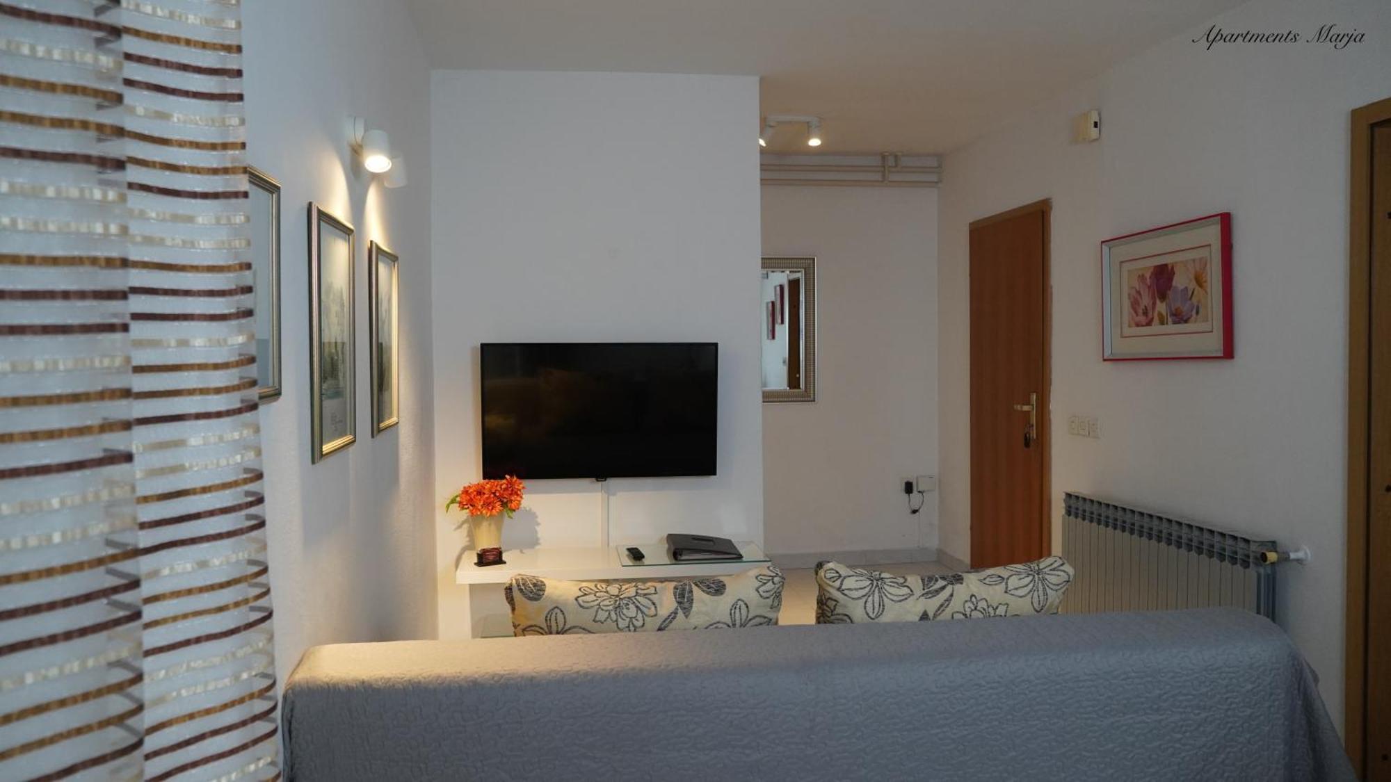 Apartments Marja Нивице Экстерьер фото